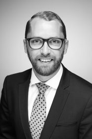 Pontus Berner PONTUS BERNER Co-Founder & Managing Partner